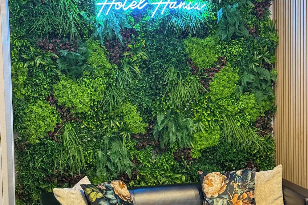 ホテル ハンサ 写真