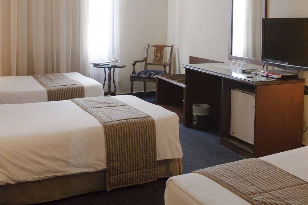 メイフラワー ホテル 写真