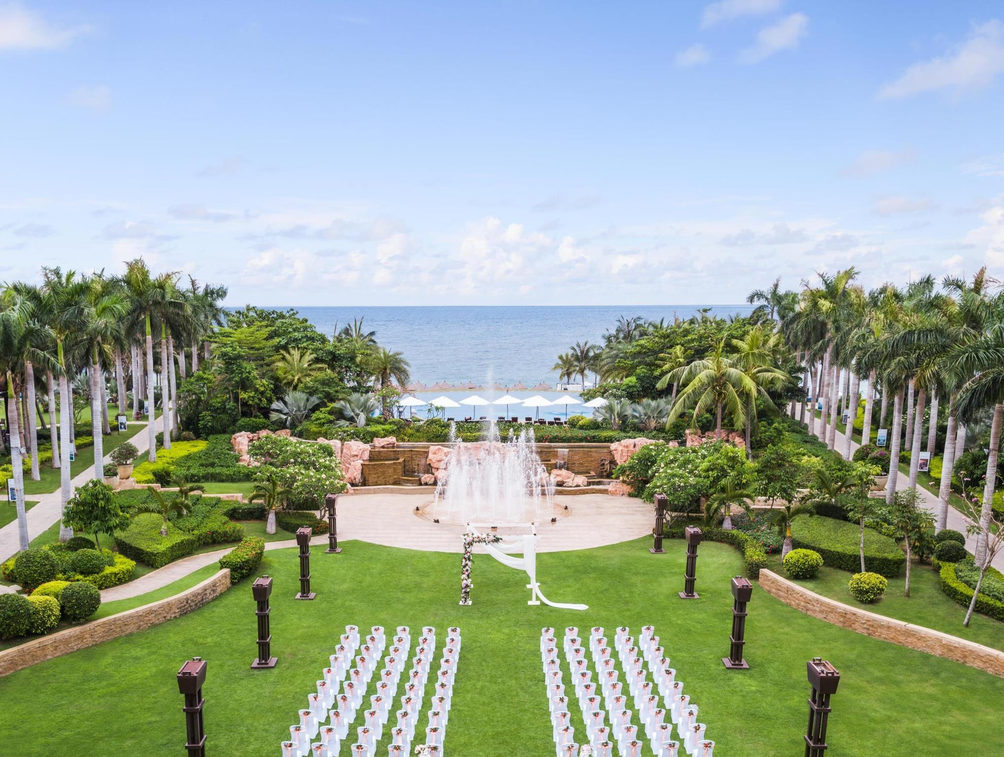 ザ セント レジス サンヤ ヤロン ベイ リゾート 写真