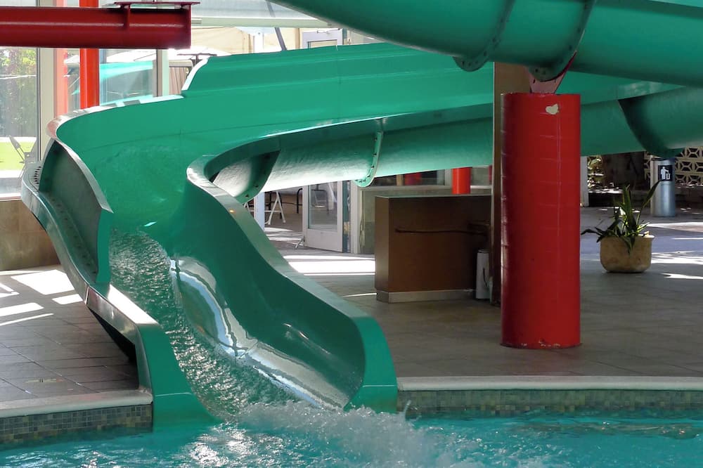 Armon Plaza Montreal Airpt 写真