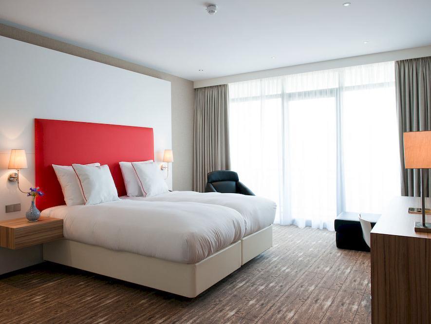 ファン デル ファルク ホテル スキポール 写真