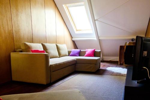 New Helvetia Historic Hotel 写真