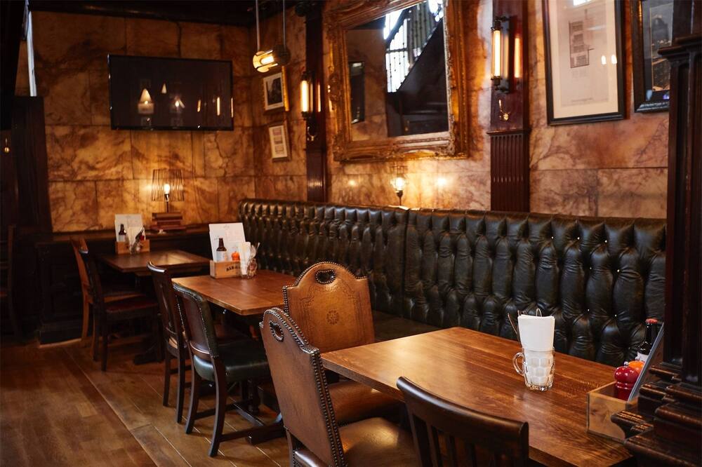 カウンティング ハウス 写真