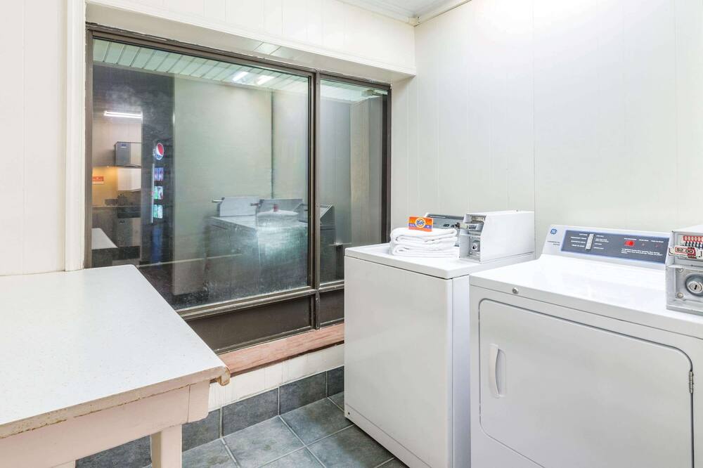 ラマダ バイ ウィンダム ウエスト アトランティック シティ 写真