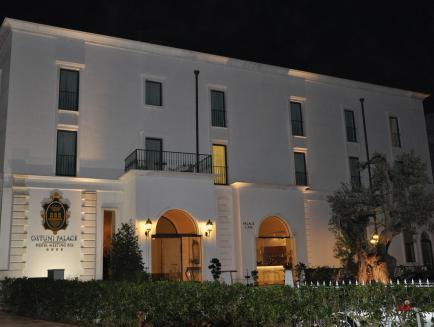 OSTUNI PALACE - Hotel Bistrot & SPA