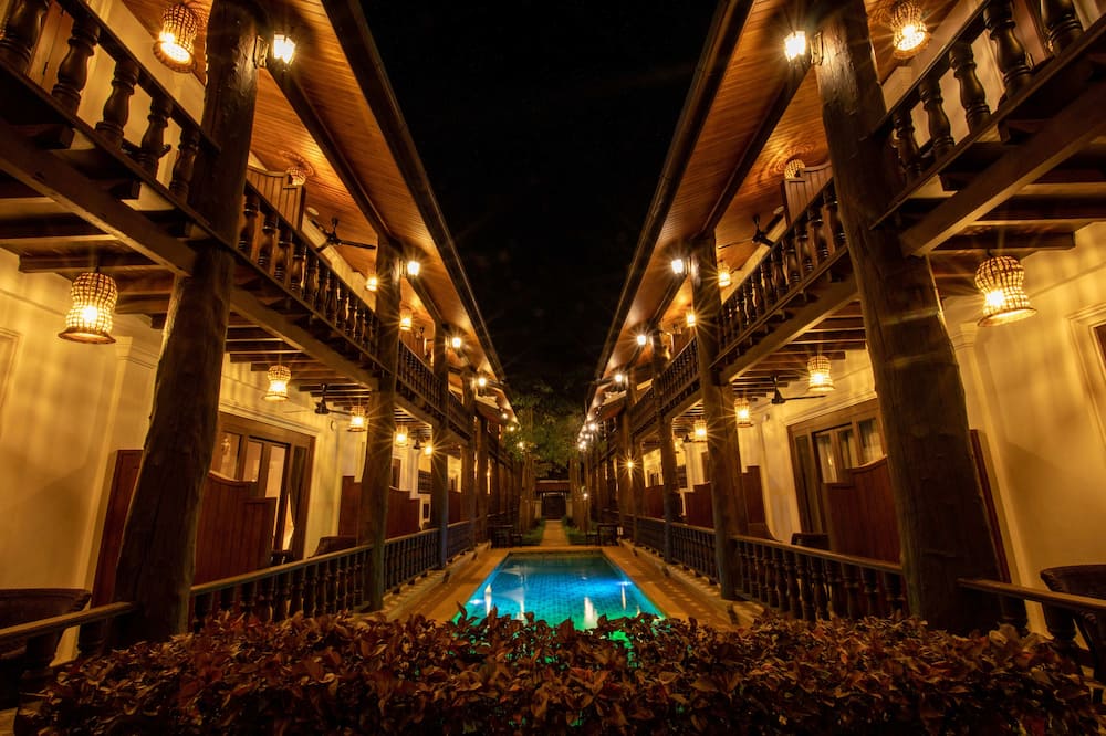 トレジャー ホテル ラオス 写真