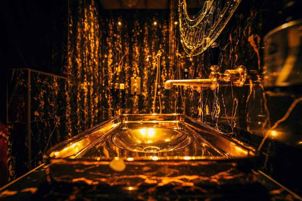 クレイジーベア ホテル ビーコンズフィールド 写真