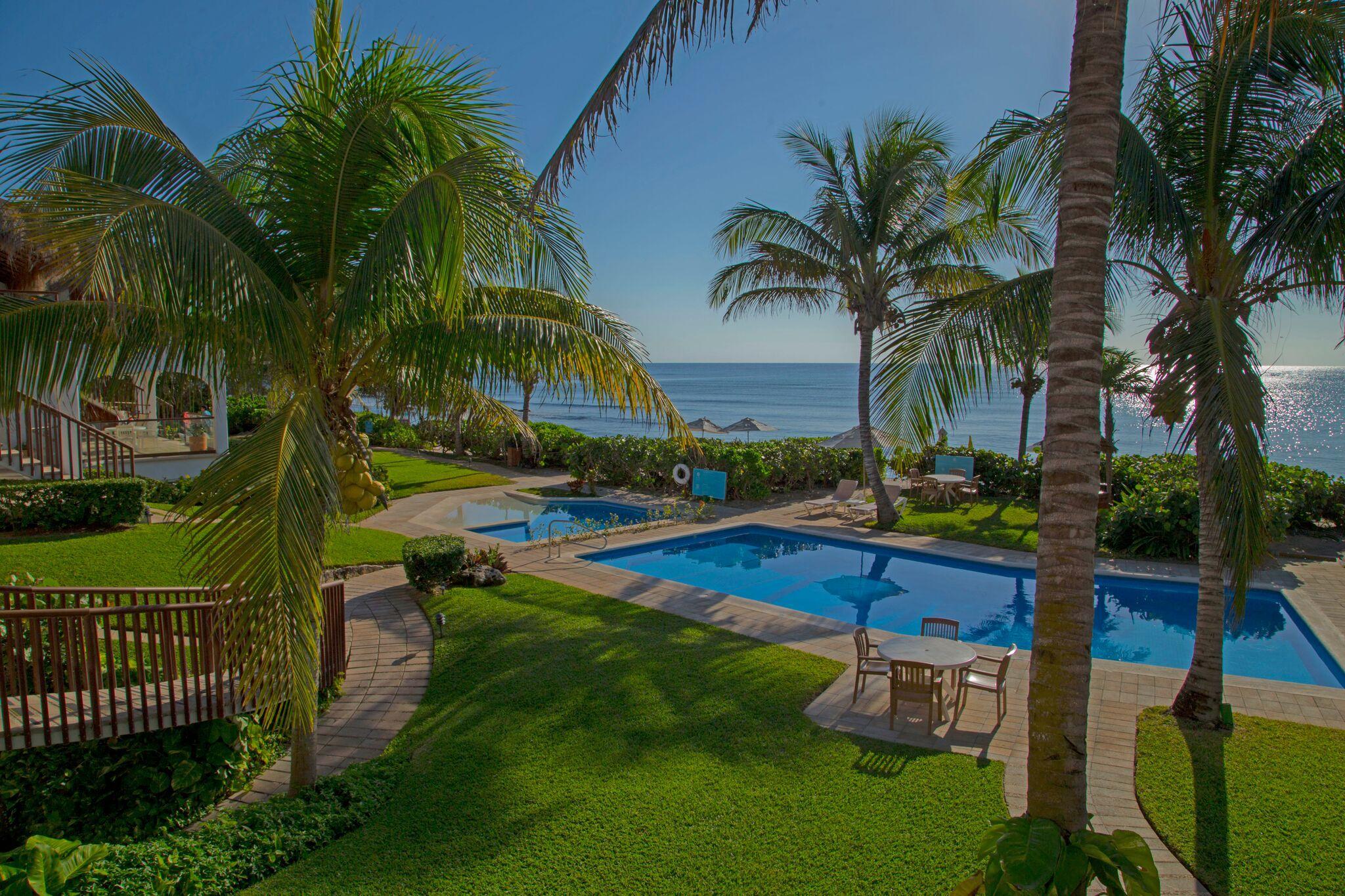 ラス ビラス アクマル 写真