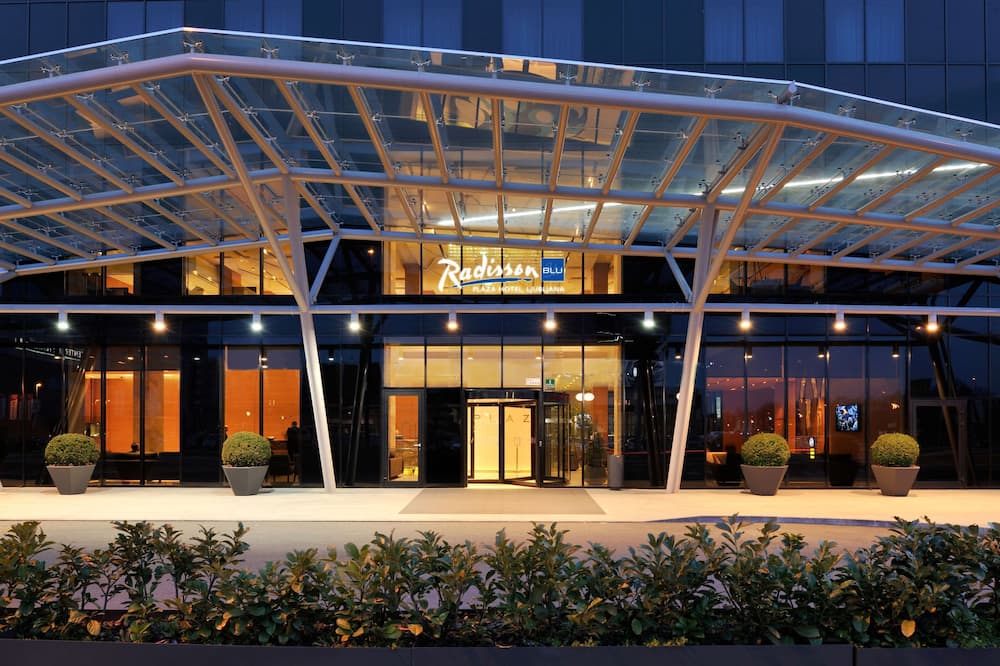 ラディソン ブル プラザ ホテル 写真