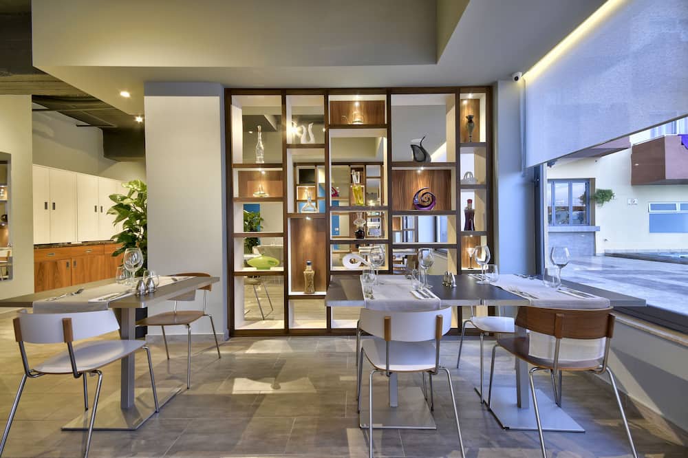 ルナ ホリデイ コンプレックス 写真