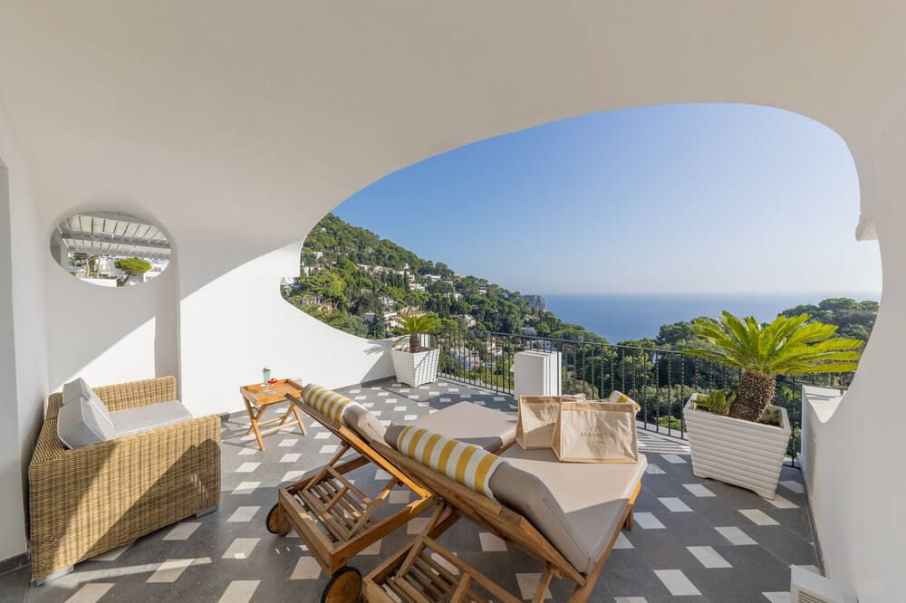 ホテル マメラ 写真