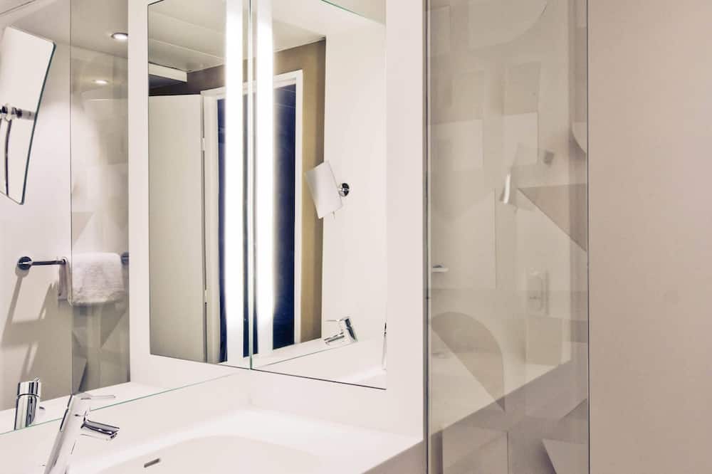 ホテル メルキュール レンヌ サントル パラメント 写真