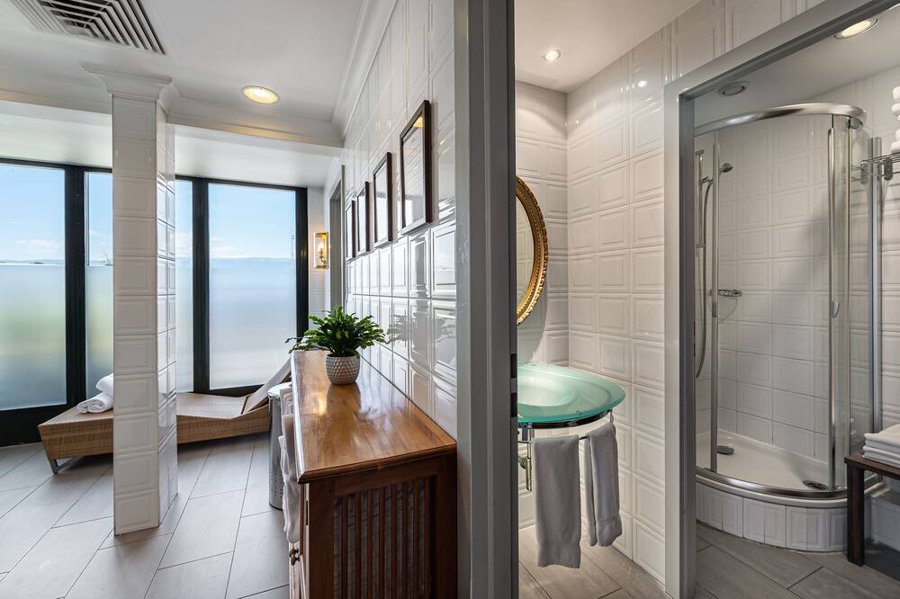 ロイヤル マノテル ホテル 写真