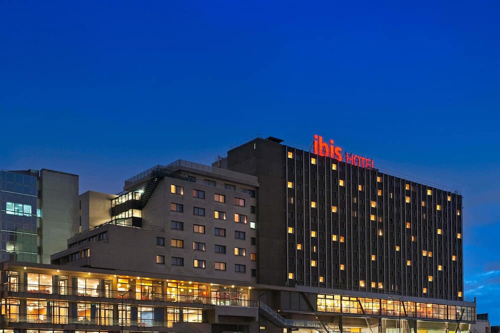 イビス パリ 17 クリシー バティニョル 写真