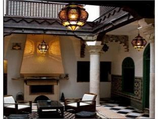 リヤド アルース シャメル 写真