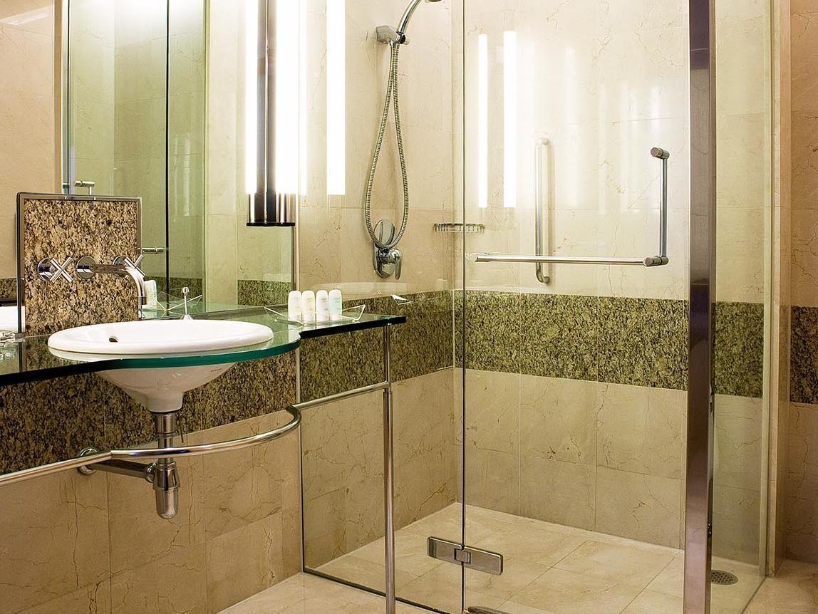 アンバサダー ホテル シンチュウ 写真