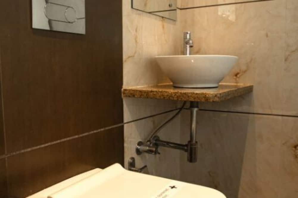 ホテル エクスプレス イン、パンヴェル 写真