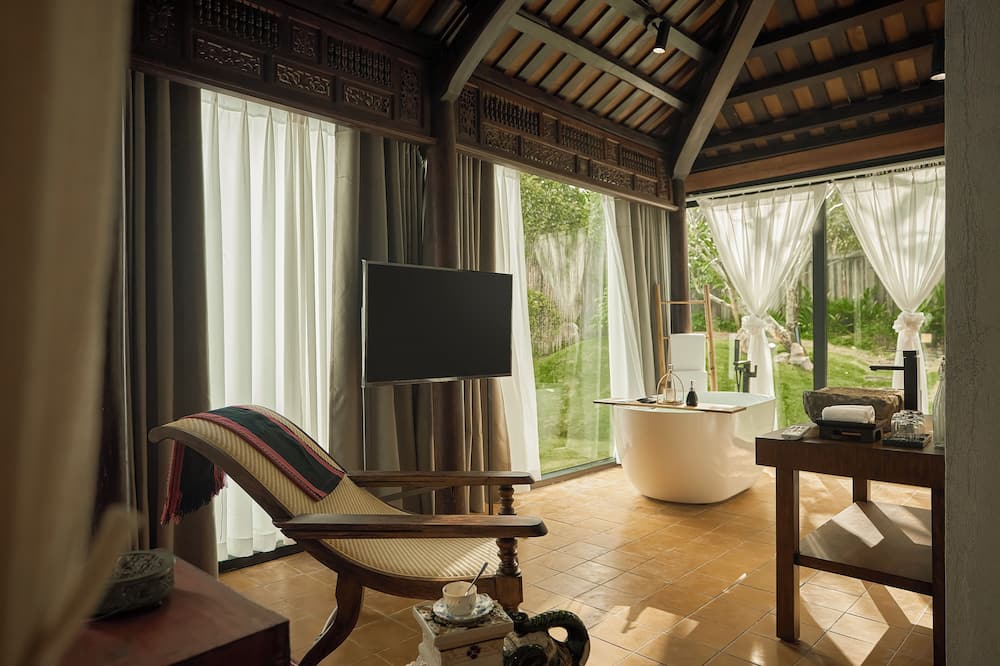 aNhillブティック 写真