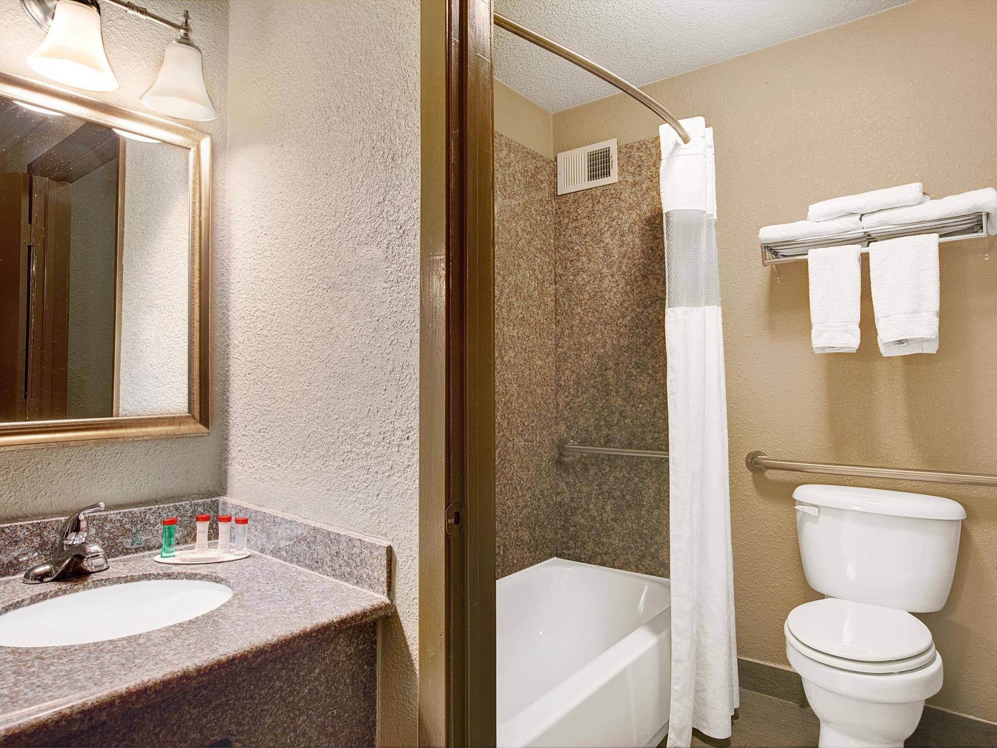 ラマダ バイ ウィンダム ヒューストン インターコンチネンタル エアポート サウス 写真