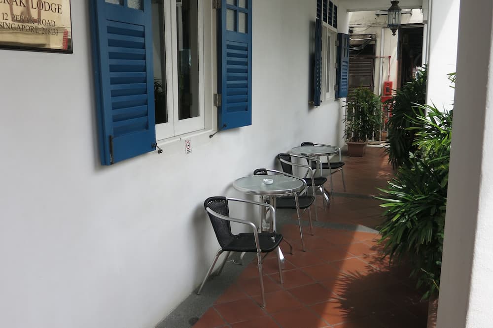 ペラ ホテル 写真