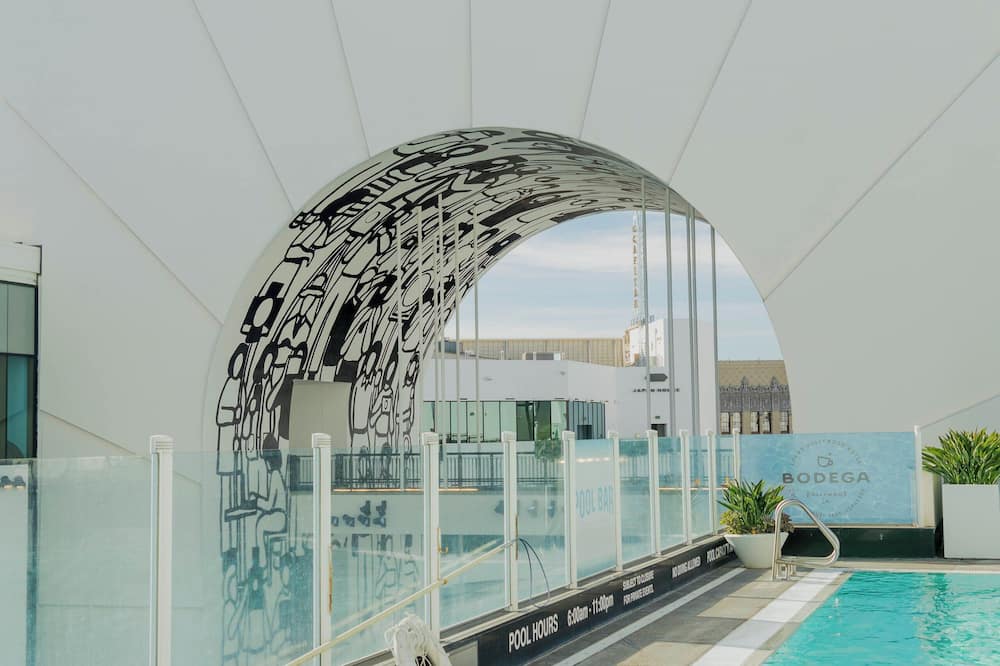 ロウズ ハリウッド ホテル 写真