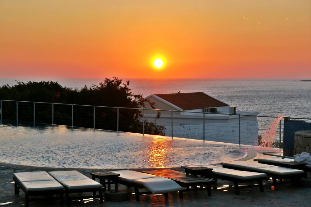 テオ サンセット ベイ ホテル 写真