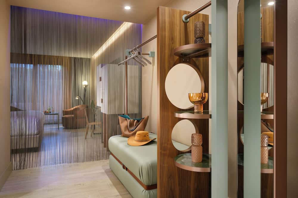 ミラノ スイート ホテル 写真