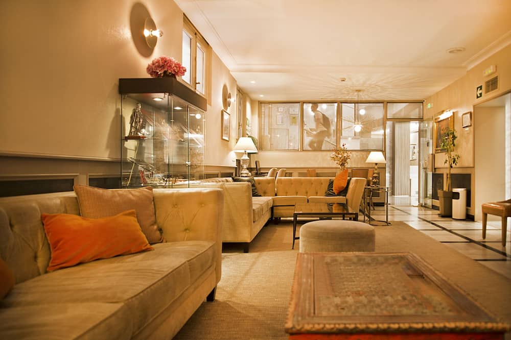 ホテル ロス コンデス 写真