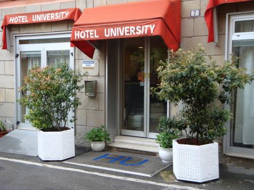 ホテル ユニバーシティ 写真