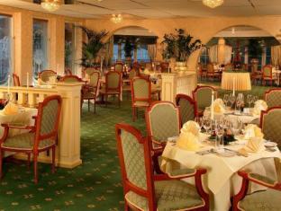 アレキサンダー ホテル 写真