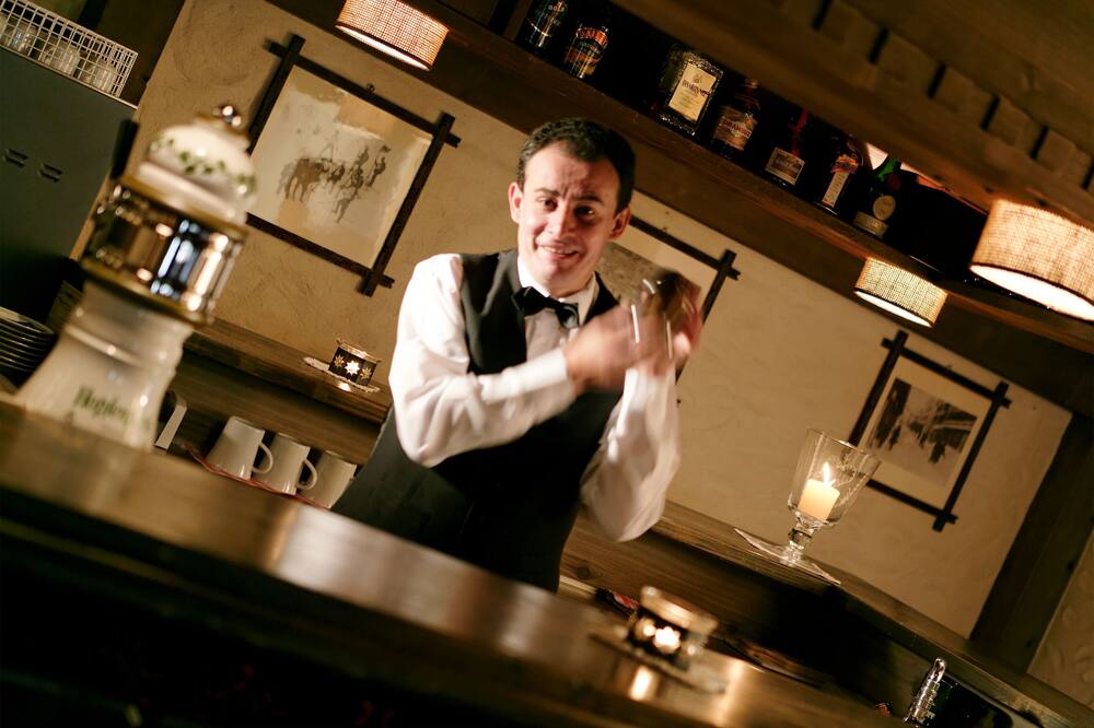 ホテル アルペンローズ ヴェンゲン 写真