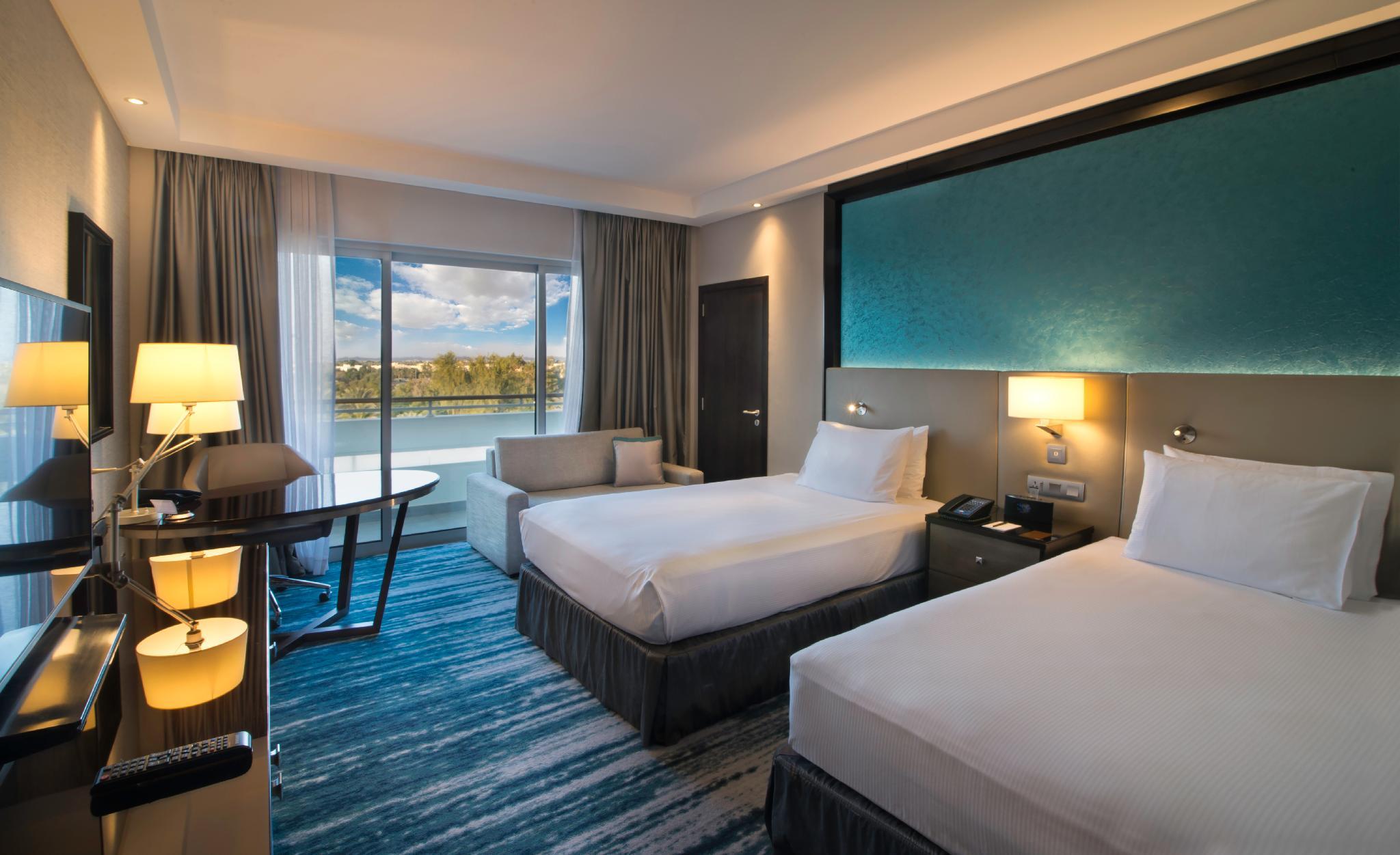 ラディソン ブル ホテル アンド リゾート アル アイン 写真