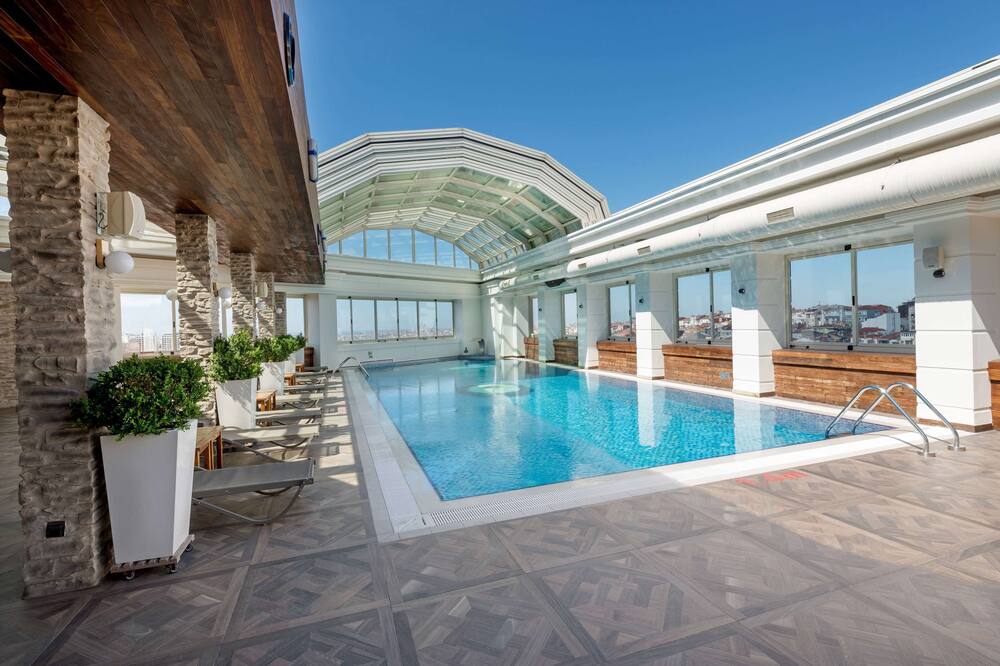 ラマダ プラザ バイ ウィンダム イスタンブール シティ センター 写真