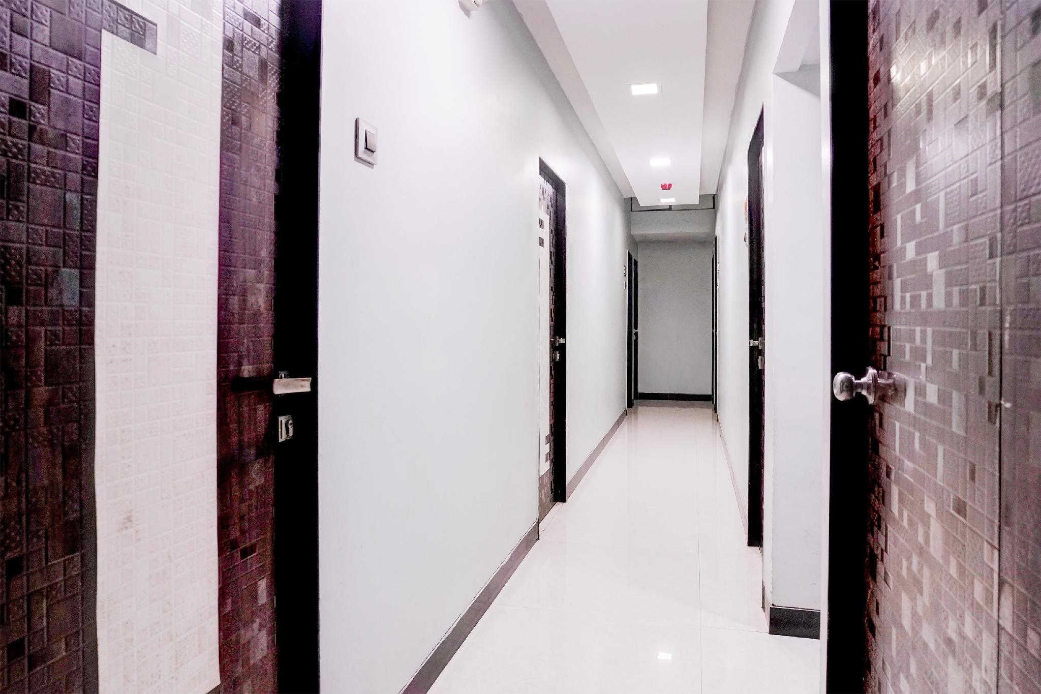 スーパー コレクション O アサルファ ニア インターナショナル エアポート 写真