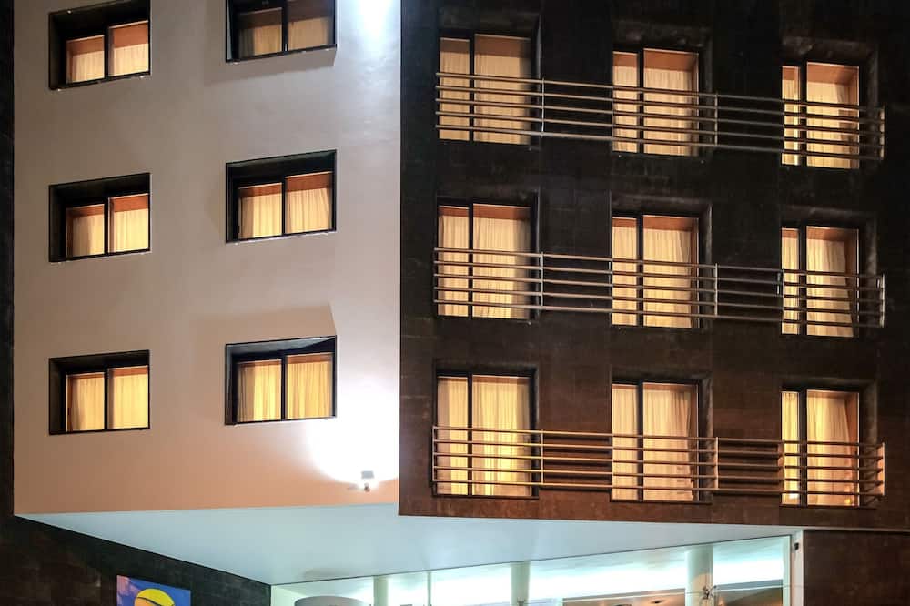 アゾリアニ ブティック, アン アセンド コレクション ホテル 写真