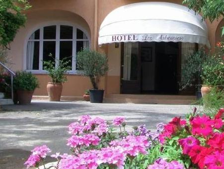 オテル レ アーブジエール 写真