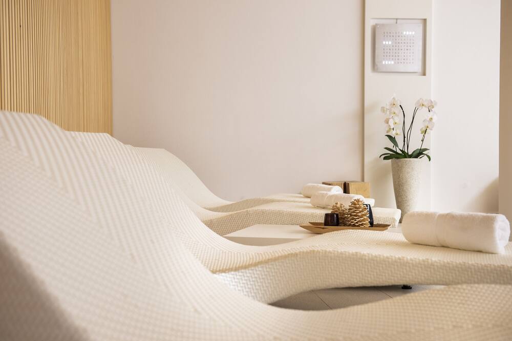 ホテル ロッセル 写真