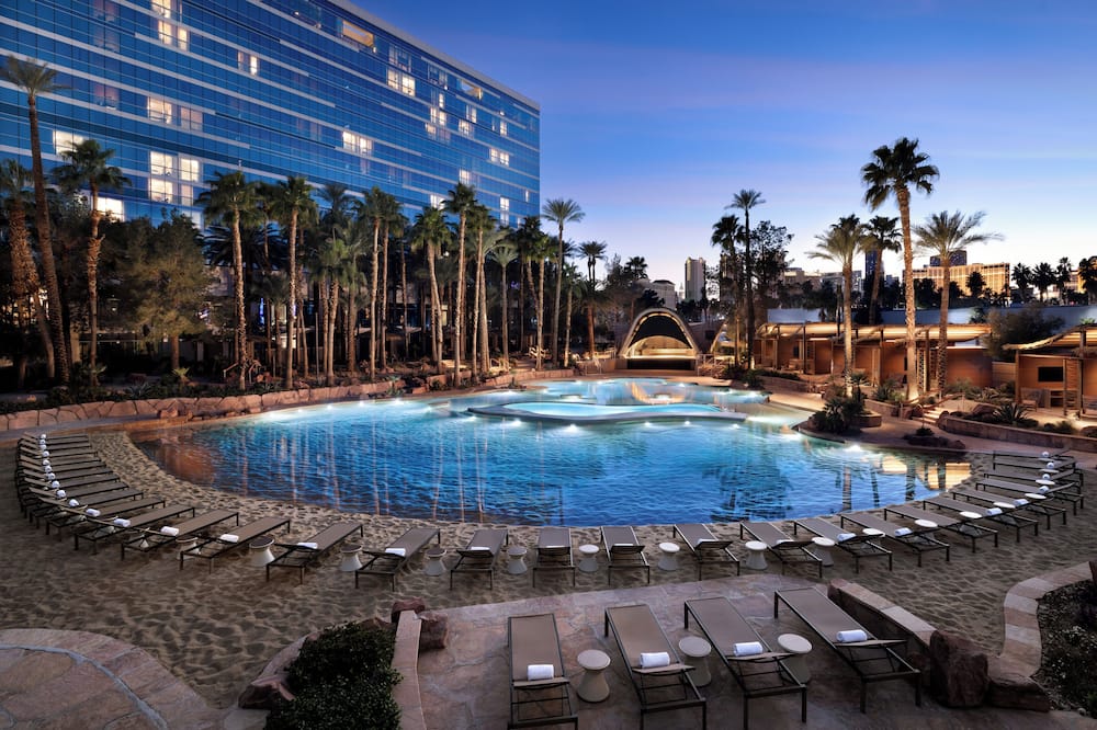 バージン ホテルズ ラスベガス、キュリオ コレクション バイ ヒルトン 写真