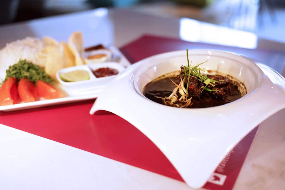 フェイブ+ ホテル バンジャルバル 写真