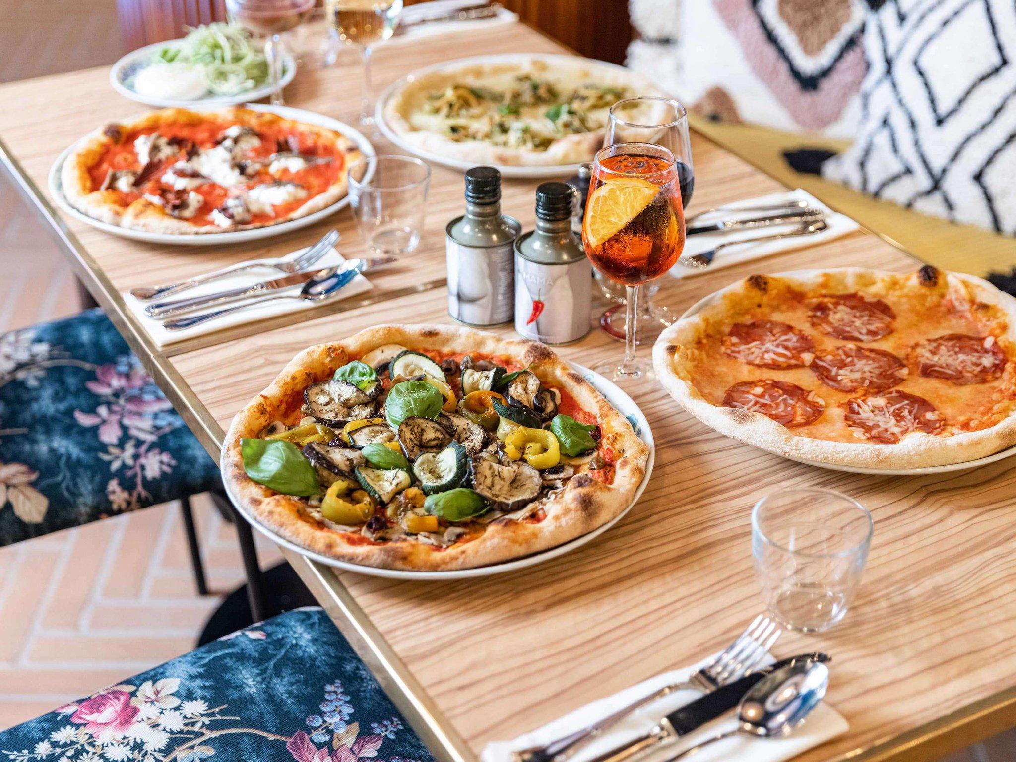 ママ シェルター ローマ 写真