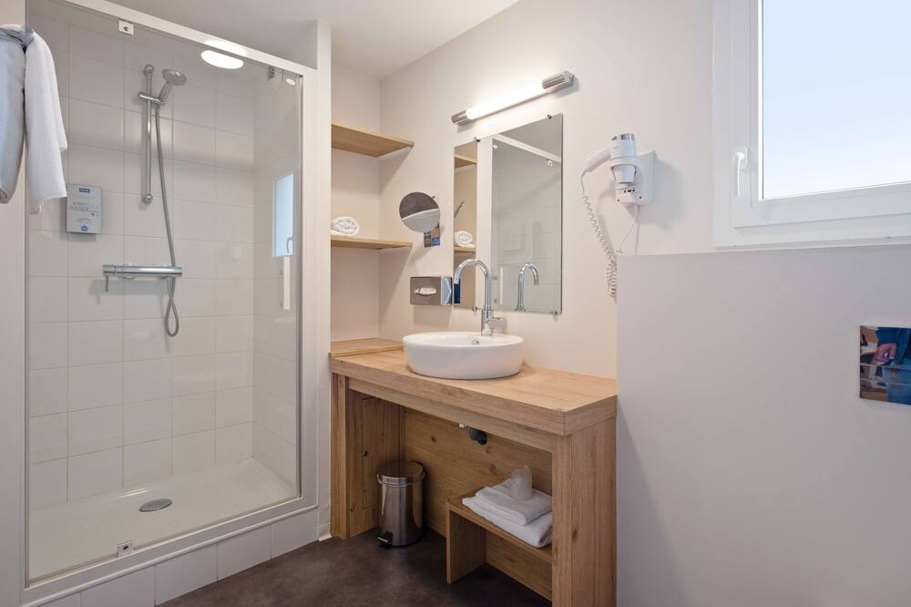 キリヤード ヴァンヌ サントル ヴィル 写真