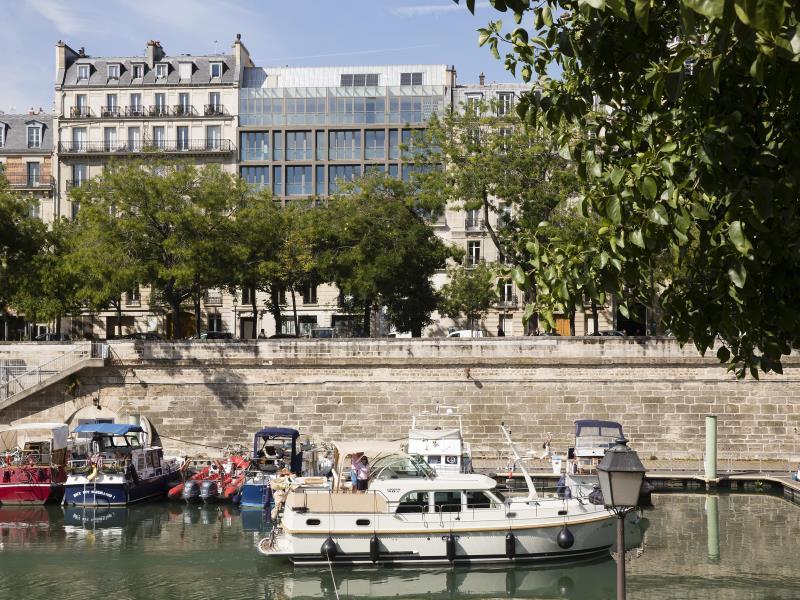 ゴラルスカ レジデンス パリ バスティーユ 写真