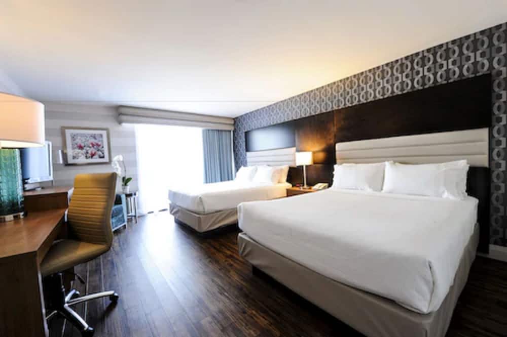 ホリデイ イン ナイアガラ フォールズ バイ ザ フォールズ バイ IHG 写真
