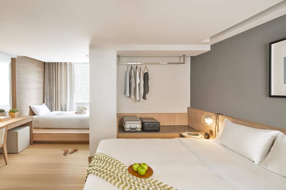 クリッタイ レジデンス 写真