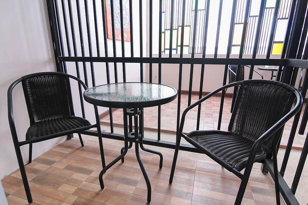 アット ホーム アット ウドン 写真