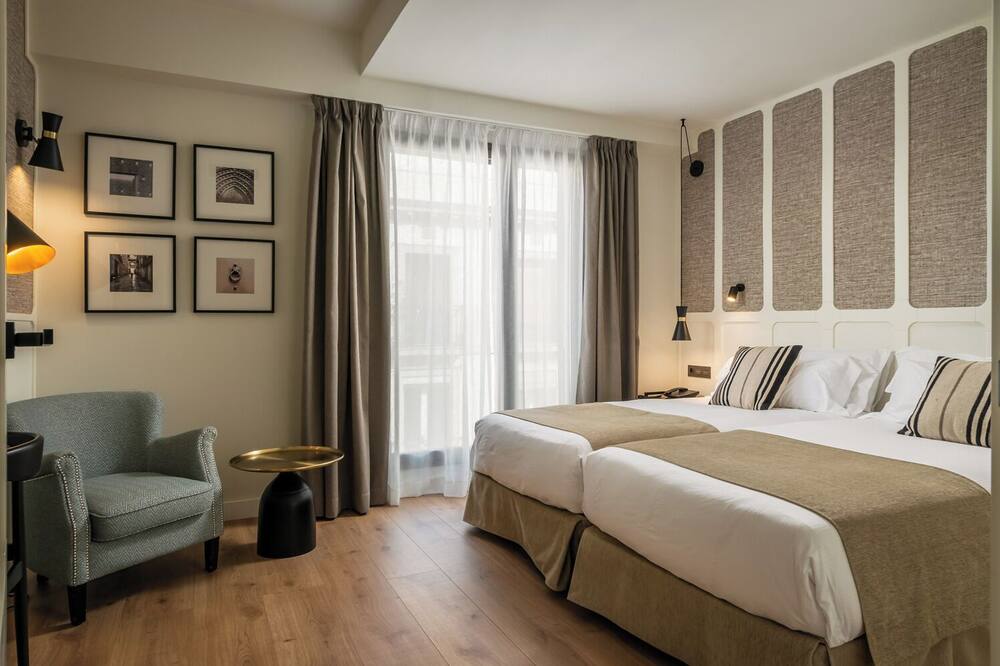 バルセロナ カテドラル ホテル 写真