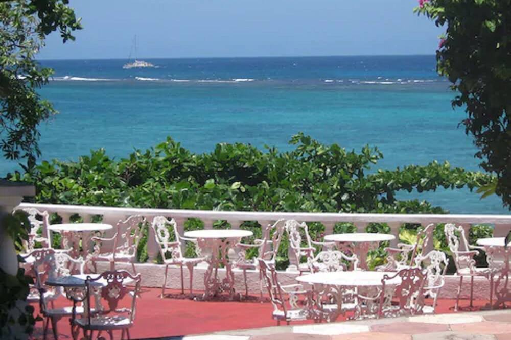 シルバー シーズ ホテル 写真