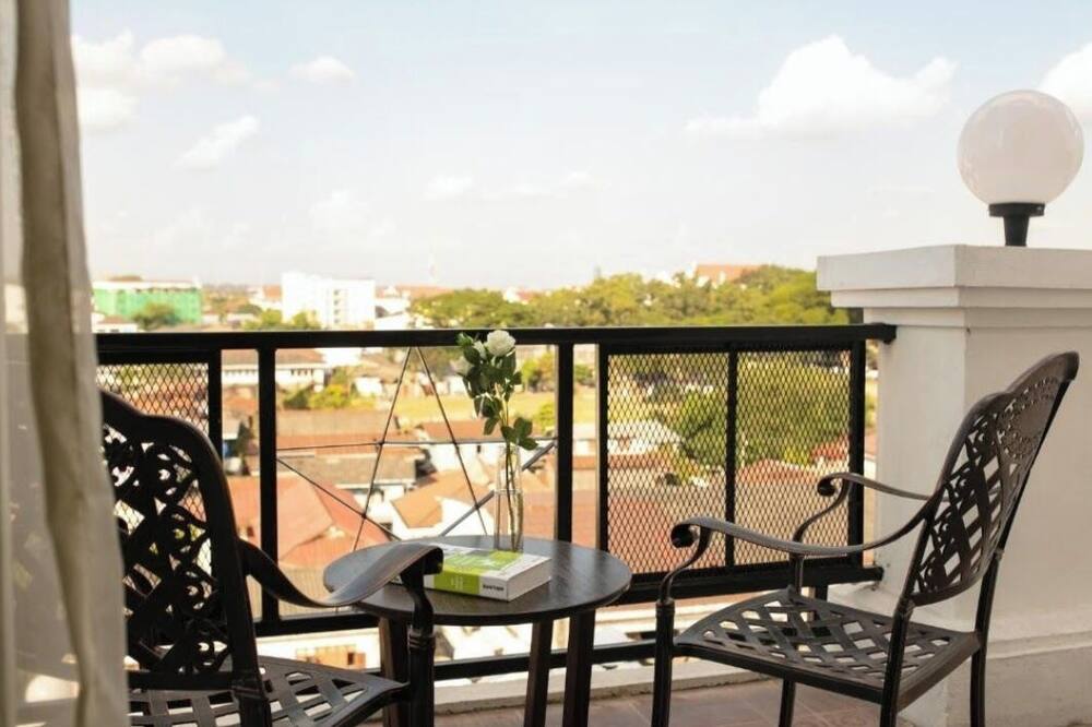 アザリー パークビュー ホテル 写真