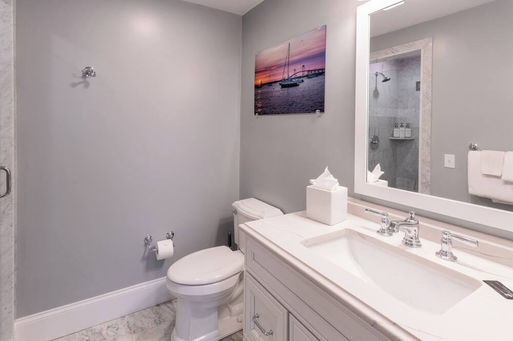 ザ アウトルック イン 写真