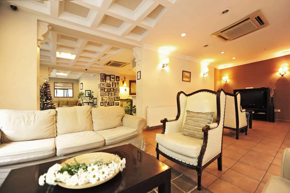 Üstün Otel Alsancak 写真